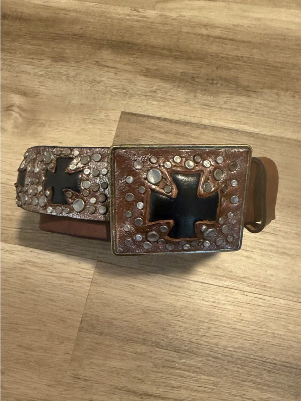 Ariat Full Grain Leather Western Belt w/ Inlay Cross & Stud Size M 33”-36”